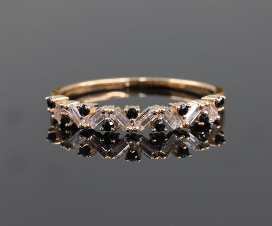 Vintage Half Eternity Alternating Moissanite Diamond Band