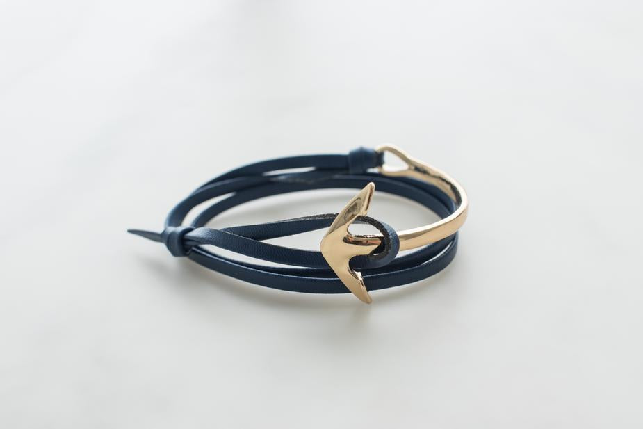 Anchor Bracelet Mens by dav store